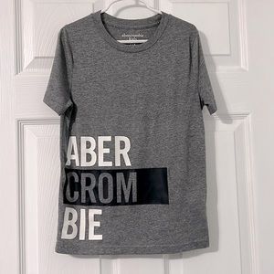 Abercrombie & Fitch tee